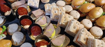 Cocktails apéritif & Dinatoire pour mariages : votre traiteur spécialisé à Muret Cocktails apéritif & Dinatoire pour mariages : votre traiteur spécialisé à Muret